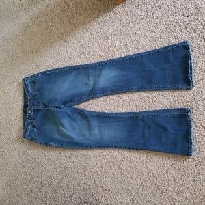 Women's Levi Jeans
